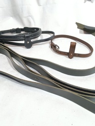 Lot de cuir divers