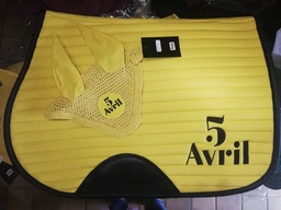 Tapis 5 avril + bonnet /
