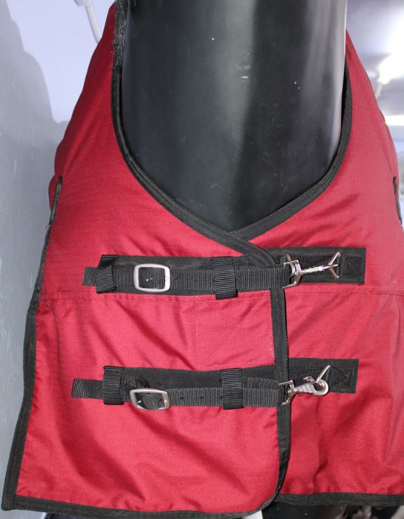 couverture "HD" imperméable 150gr HIGHNECK 600 deniers porto