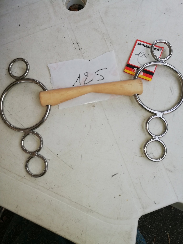 [54538] Mors anneaux pessoa sprenger resine droit (125 cm)