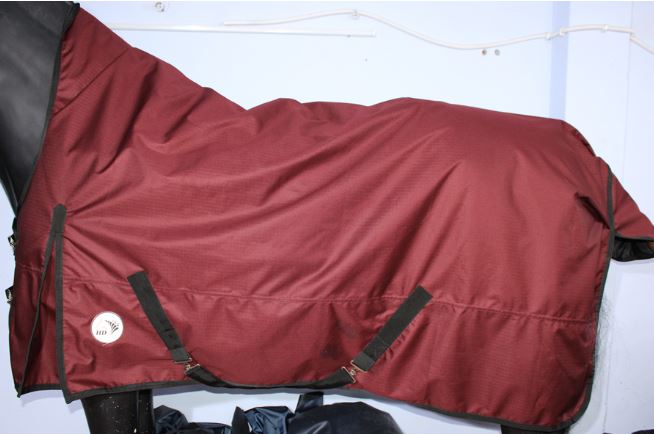 [75224] couverture "HD" imper 50gr 600D HighNECK bordeaux (115cm/155)