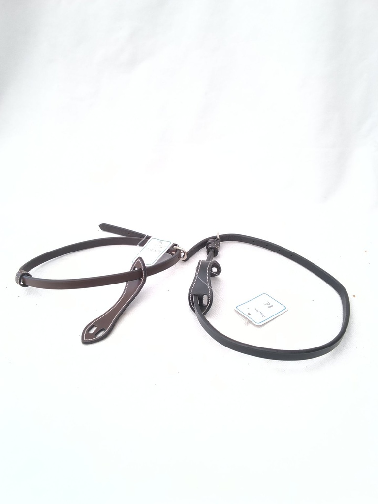 Nose band avec attache