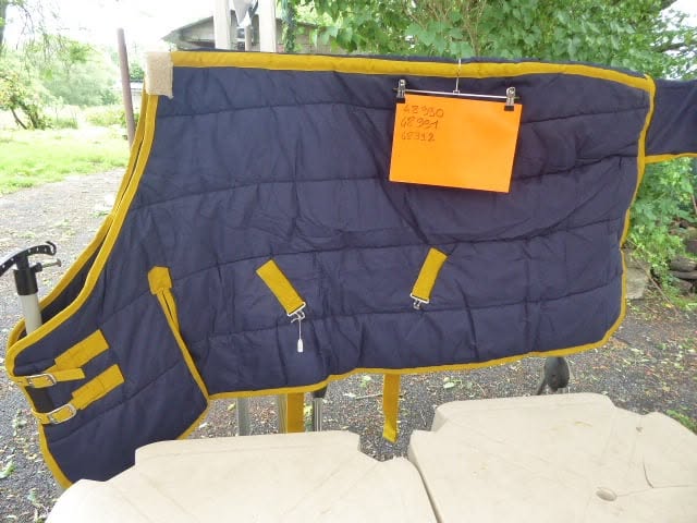 couverture boxe 200 gr ? Marine /jaune 90