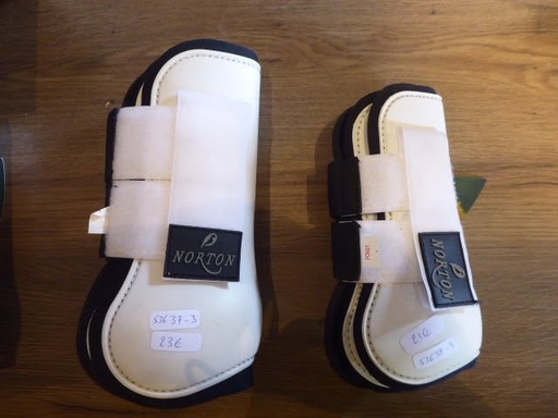 guetres coque norton blanc poney (taches)