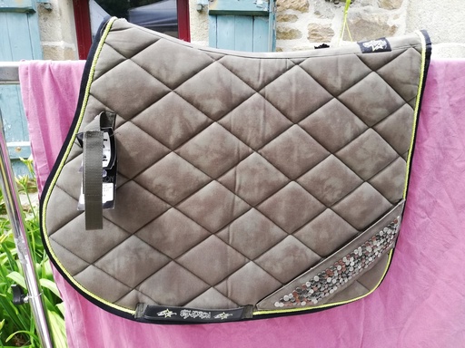 tapis vintage eskadron FULL kaki