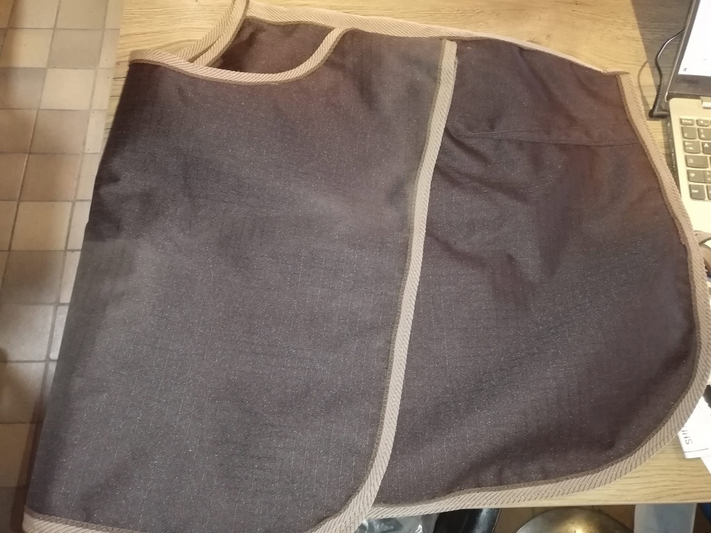 couvre reins HFI marron imper doublé polaire 105cm