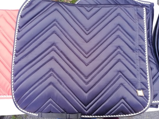 tapis de selle QHP Menton noir dressage full