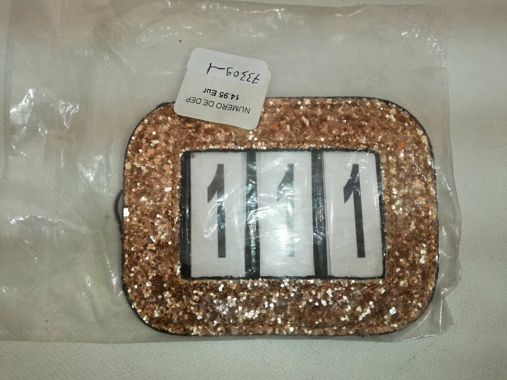 porte numero de depart paillettes doré horka