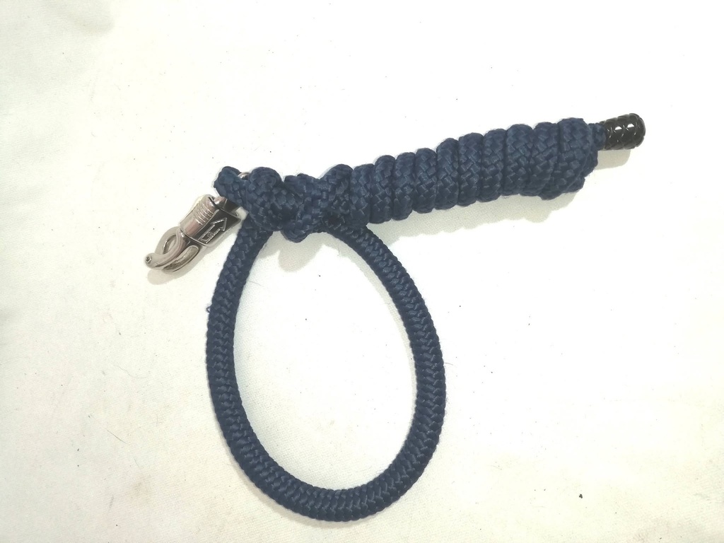longe mousqueton seciurité et partie elastique marine