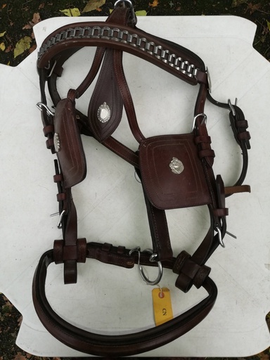 bride attelage/licol deco chainette cocarde dessin cheval marron/argenté cob normand