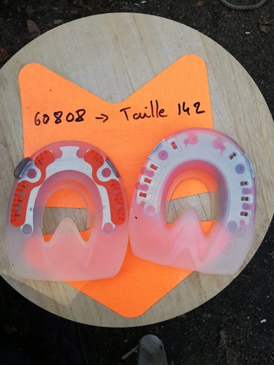 fer duplo oval pinçon taille 142 paire
